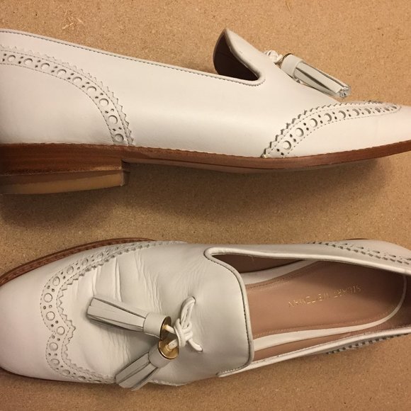Stuart Weitzman White tasseled loafers - Picture 1 of 5